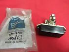 J8129785 Jeep Voltage Regulator Nos