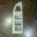 06-11 Buick Lucerne Left Front Door Lock Master Power Window Switch Assembly Oem. Fixed Price $70.00.