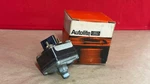 Nos Oem 1968-76 Ford P350 400 Low Air Pressure Brake Switch SW703 C8TZ-13480-D. Fixed Price $9.00.