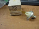 Nos Smiths Oil Pressure Switch Triumph Spitfire 1500 75 On All TR7 TR8. Fixed Price $29.00.