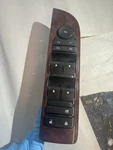 09 Chevy Avalanche Door Lock And Window Switch Left,front Bosch 15906881. Fixed Price $45.00.
